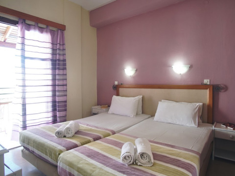 Island Breeze Resort (Adults Only)
