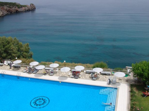 ISTRON BAY HOTEL