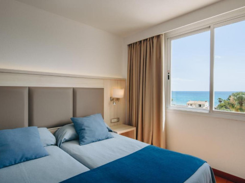 Ivory Playa Aparthotel