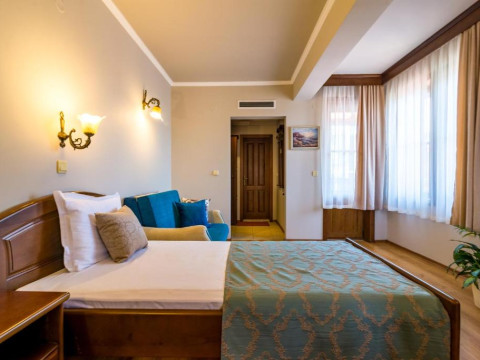 Izvora (Kranevo) 3*