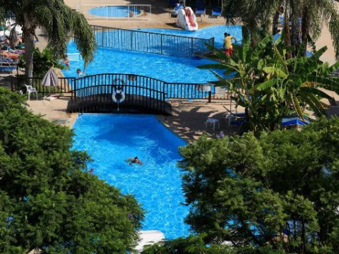 Jacaranda Hotel Apartments