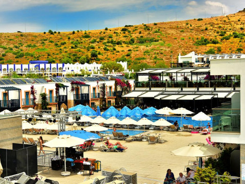 JASMIN BEACH HOTEL