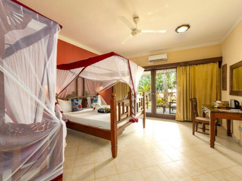 Jaz Adonia Beach Resort (Ex. Uroa Bay Beach Resort)