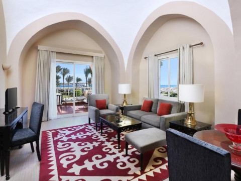 Jaz Makadina Resort