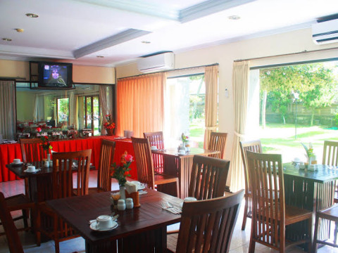 Jimbarwana Hotel