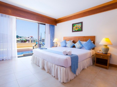 Jiraporn Hill Resort