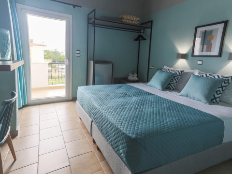 Joya Ofrynio Stylish Suites