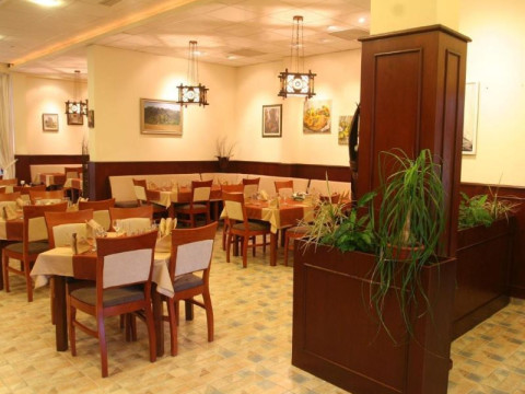 JOYA PARK COMPLEX HOTEL