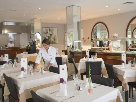 JS Miramar Hotel
