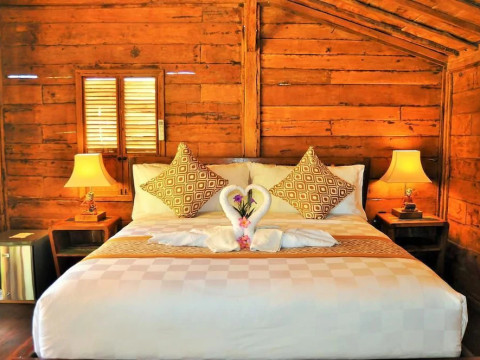 Jukung Cottage Beach Bar And Restaurant