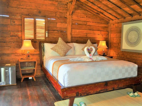 Jukung Cottage Beach Bar And Restaurant