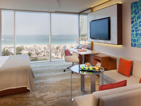 JUMEIRAH BEACH HOTEL DUBAI