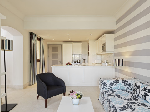 JUWEIRA BOUTIQUE HOTEL