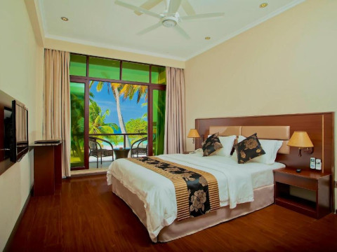 Hotel Kaani Beach