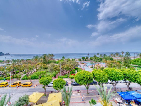 Kahya Hotel
