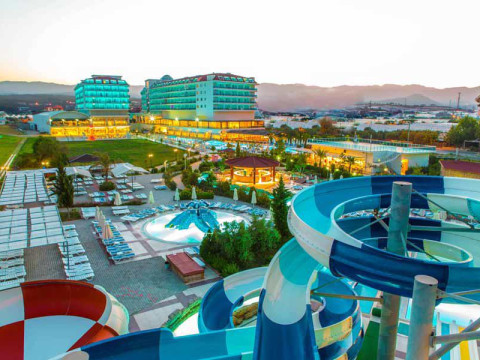 Croaziera Tarile Nordului (Vas Horizon)