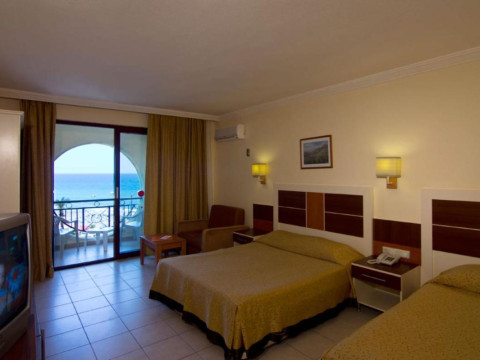 KAILA KRIZANTEM HOTEL