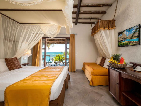KARAFUU BEACH RESORT & SPA
