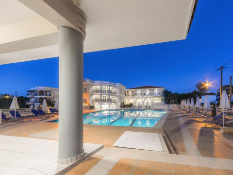 Karras Hotel