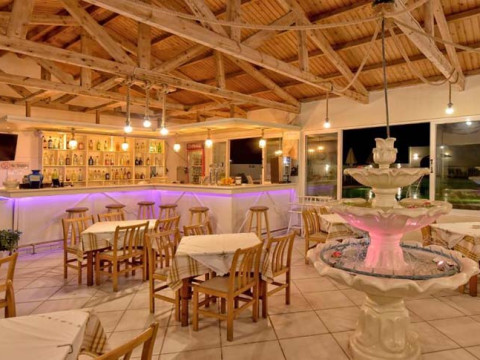 KASAPAKIS HOTEL &  APARTMENTS