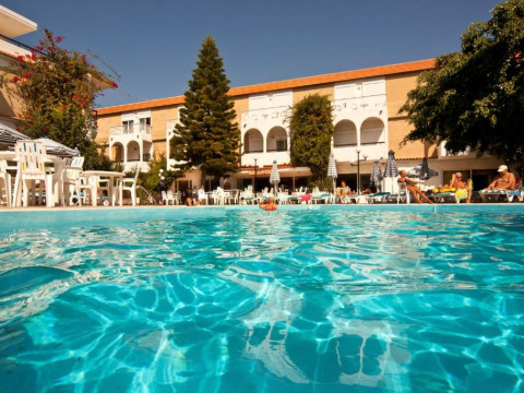 Kassandra Hotel