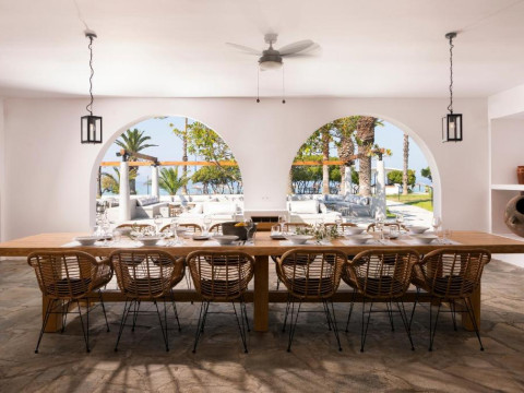 KASSANDRA PALACE - KRIOPIGI