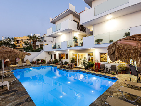 Kasteli Studios & Apartments