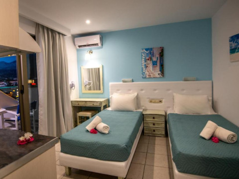 Kastro Beach Apartments