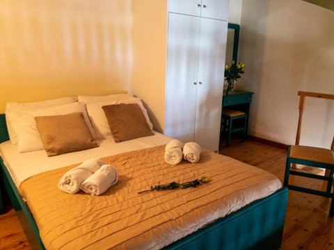 Katopodis Apartments