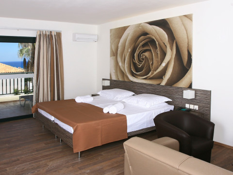 Katrin Suites