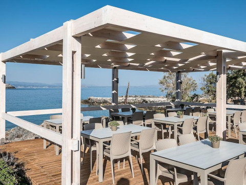 Kavos Hotel