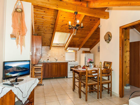 KAVOS PSAROU STUDIOS AND APARTMENTS