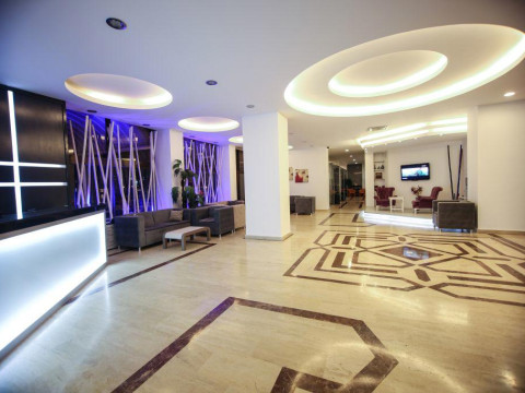 Kayamaris Hotel & Spa