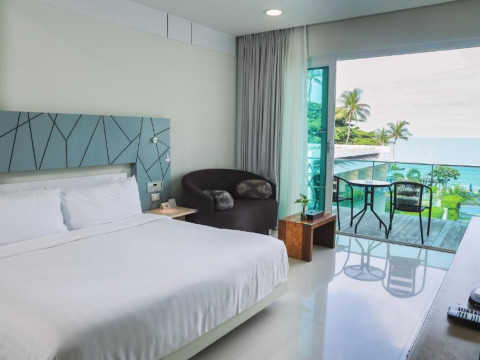 KC Beach Club & Pool Villas