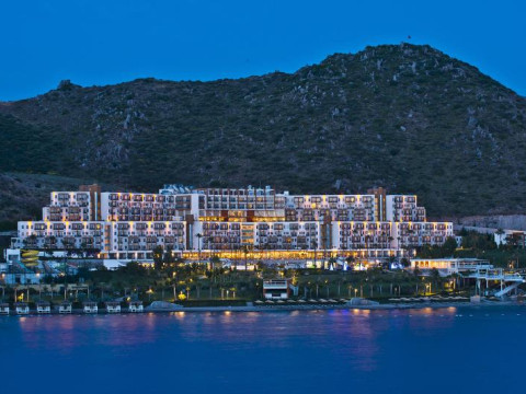 KEFALUKA RESORT HOTEL