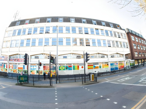 Kensal Green Backpackers 1