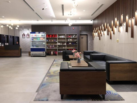 Kingsgate Canal Hotel by Millennium