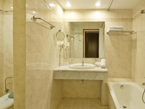 Kipriotis Maris Suites