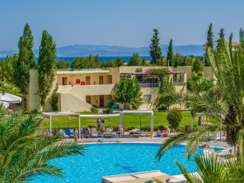 Kipriotis Maris Suites