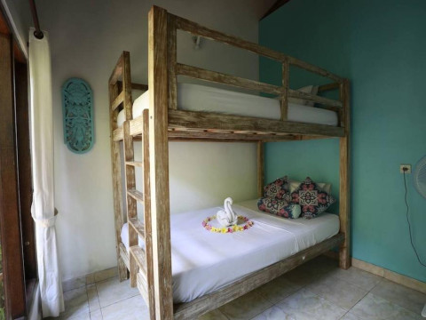 Kirana Homestay - Breeze Bungalow
