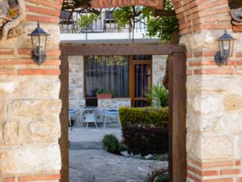 Kirios Hotel
