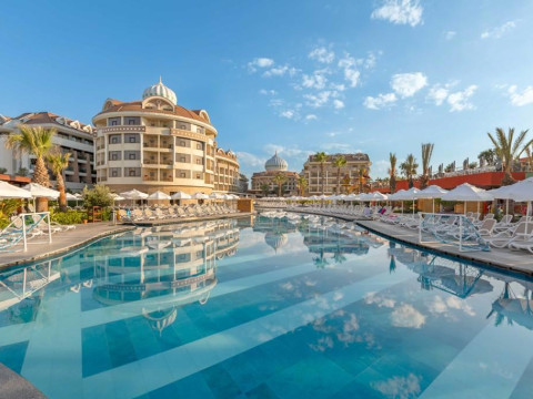 Panorama Palace