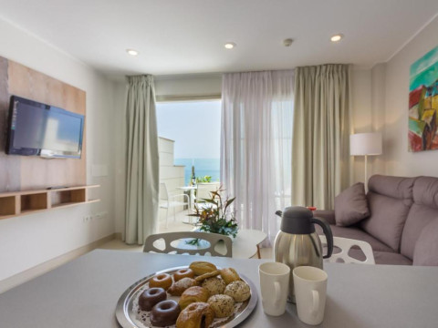 KLAYMAN Diamond Aparthotel
