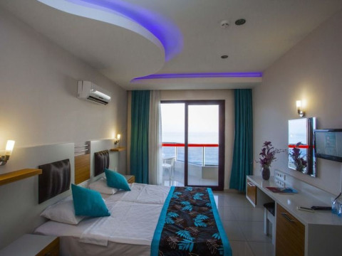 KLEOPATRA ADA BEACH HOTEL