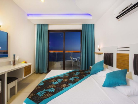 KLEOPATRA ADA BEACH HOTEL