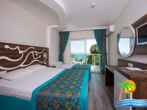 KLEOPATRA BLUE HAWAI HOTEL