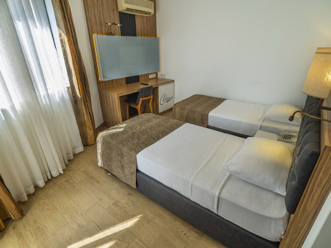 KLEOPATRA CELINE HOTEL