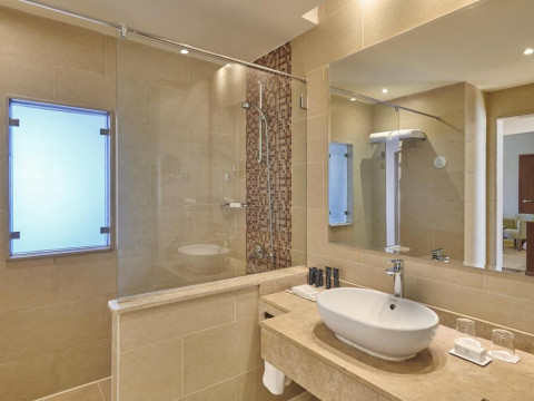 KLEOPATRA ROYAL PALM HOTEL