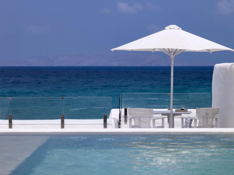 KNOSSOS BEACH BUNGALOWS & SUITES