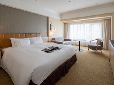 KOBE BAY SHERATON & TOWERS